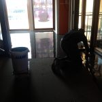 Cementgebonden gietdekvloer, oftewel 'betonlook gietvloer' voor een sportscafé