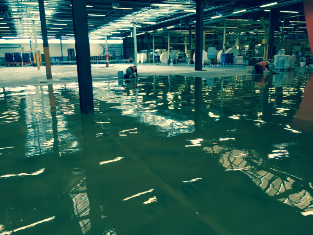 Aanbrengen Epoxy schraaplaag