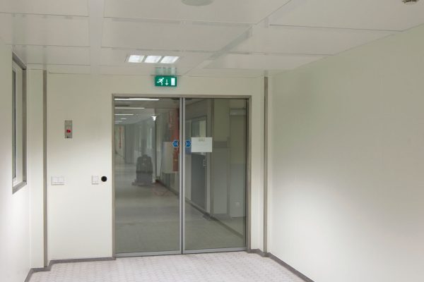 Naadloze vloeren voor Banner Pharmacaps